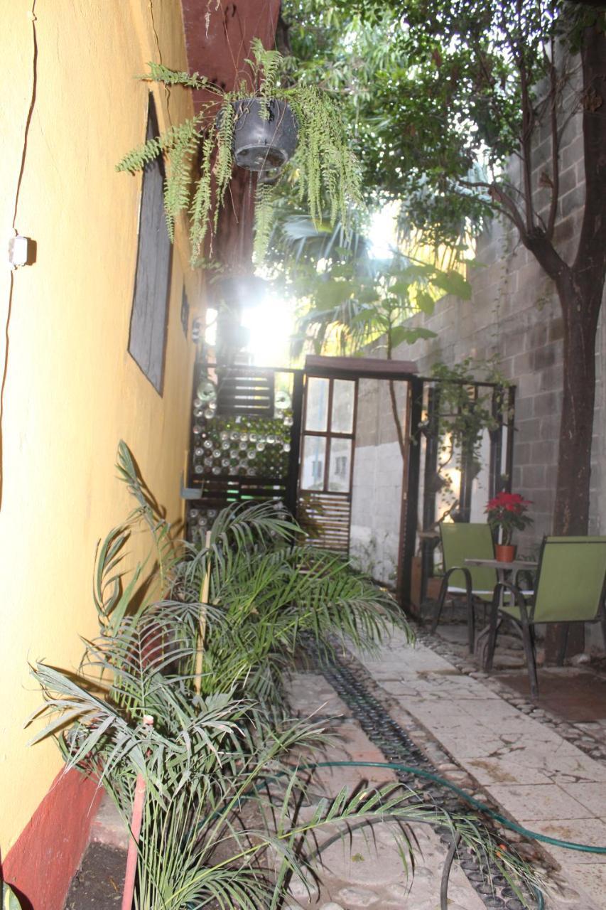 Bed and Breakfast La Casa Del Jardin Тустла-Гутьеррес Экстерьер фото